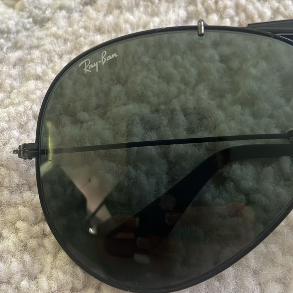 Authentic Vintage Ray-Ban Bausch & Lomb Aviator Sunglasses - Picture 3 of 7